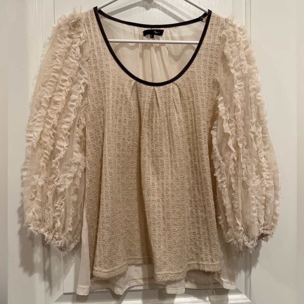 Ryu Cream Textured Blouse with Ruffled Sleeves